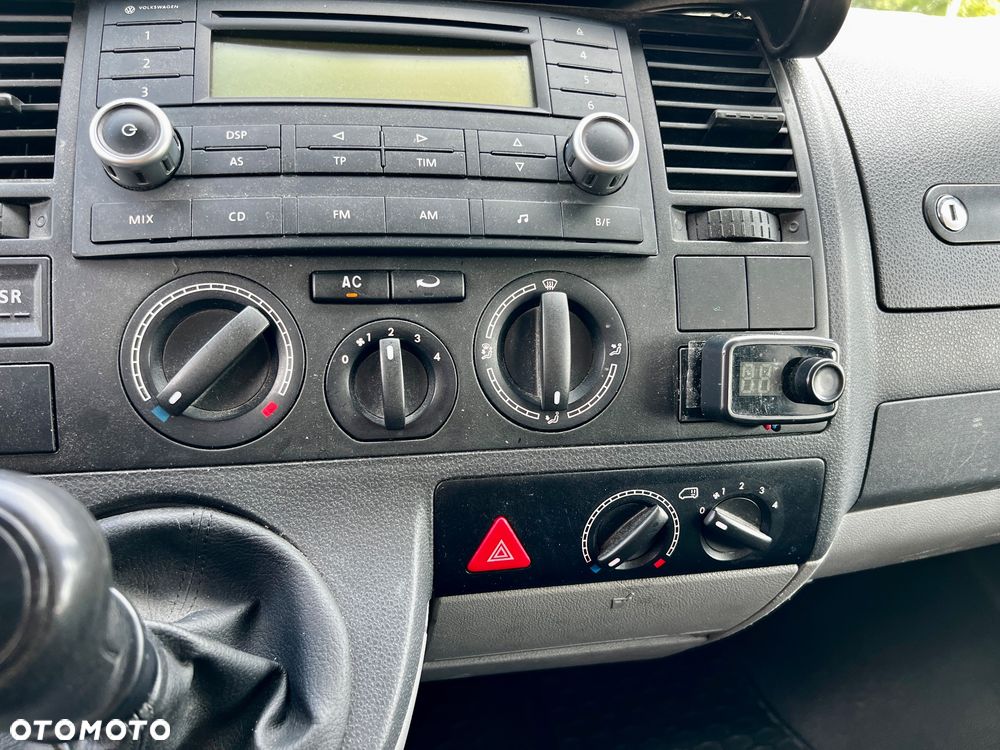 Volkswagen Transporter - 14