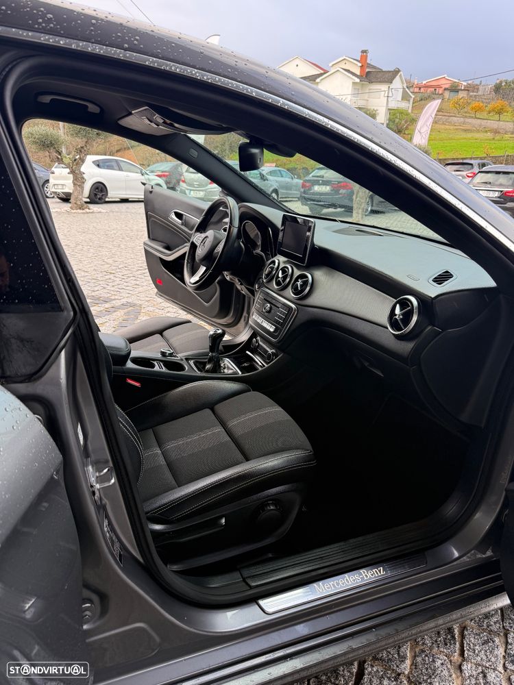 Mercedes-Benz CLA 180 d Shooting Brake Urban - 11