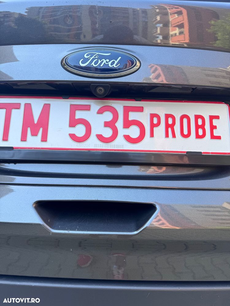 Ford Kuga 1.5 EcoBoost 2x4 Titanium - 12