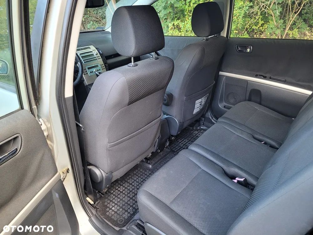 Toyota Corolla Verso 1.8 Edition - 8