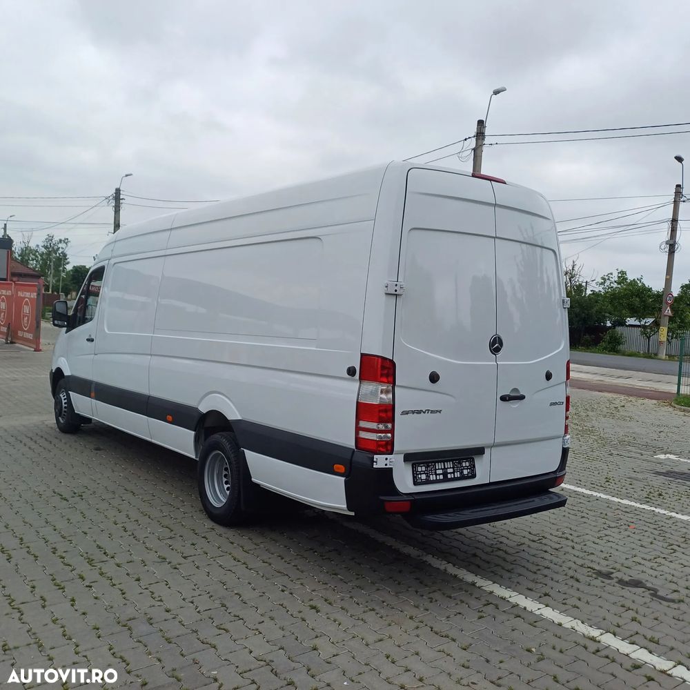 Mercedes-Benz Sprinter - 3