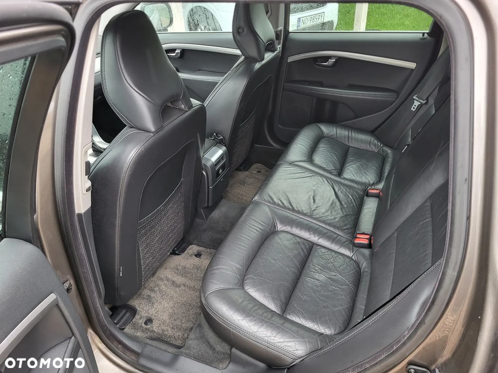 Volvo XC 70 2.4D AWD Summum - 15