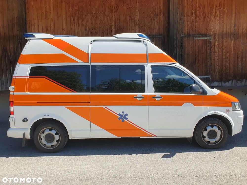 Volkswagen Transporter 4Motion® Ambulans | Karetka 4x4 2.0TDI 180PS BiXenon Led 2015 VW T5.1 Facelifting - 4