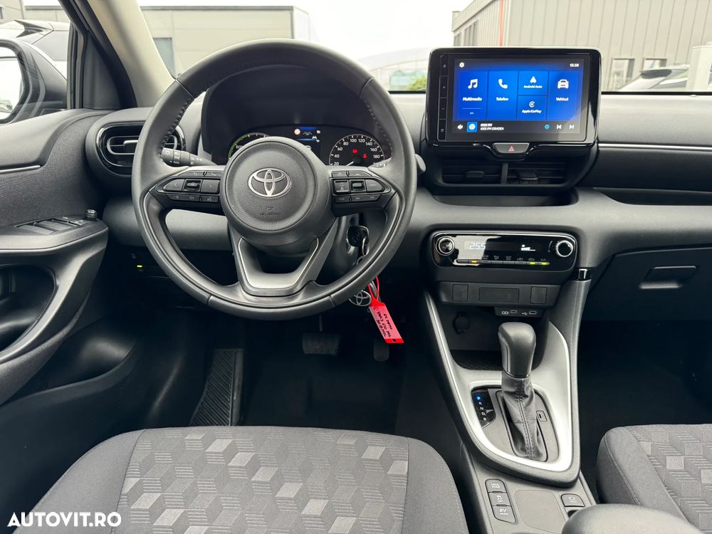 Toyota Yaris - 24