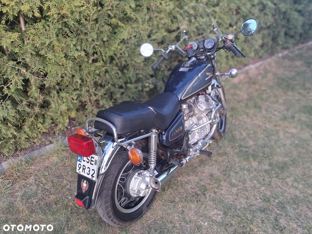 Honda CX - 16