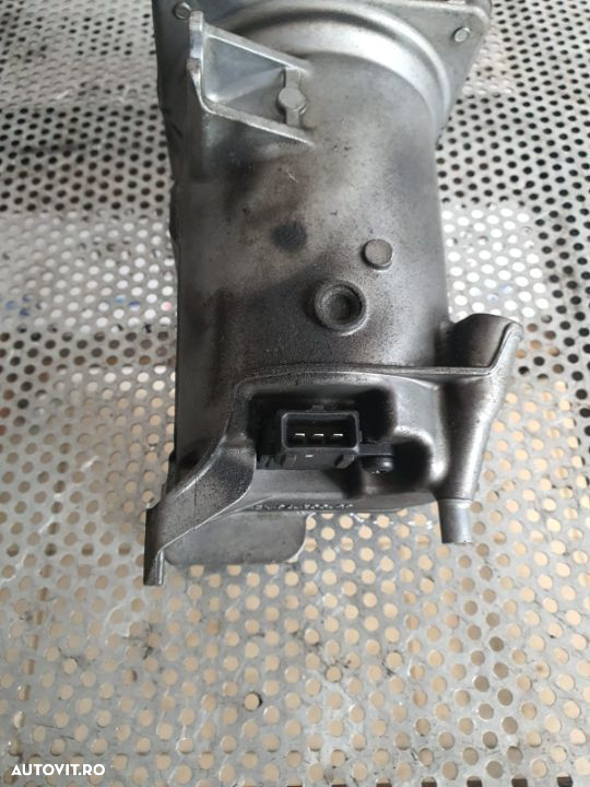 Carcasa Filtru Motorina Cu Senzor Citroen C6 C5 Peugeot 407 607 2.7 Hdi Motor UHZ - 4