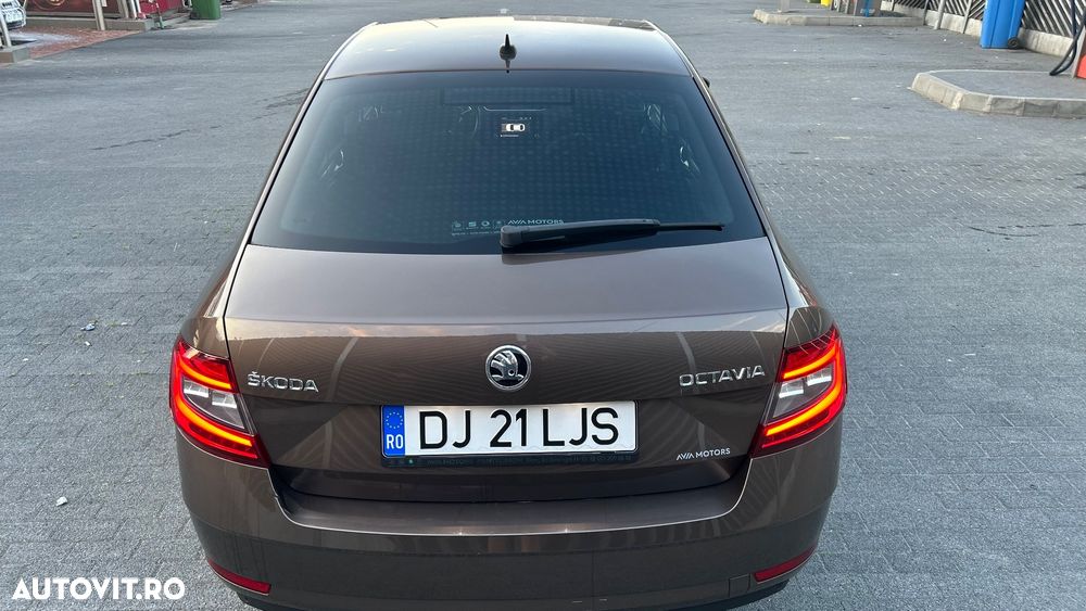 Skoda Octavia - 7