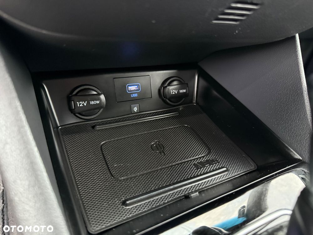 Hyundai IONIQ 1.6 GDI Premium - 24