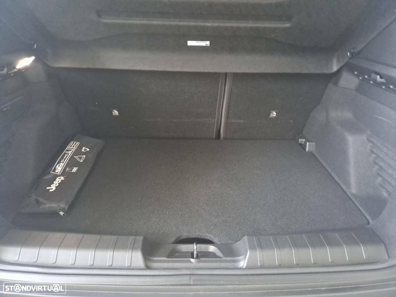 Jeep Avenger 1.2 GSE T3 Summit - 6