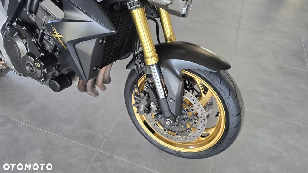 Honda CB - 24
