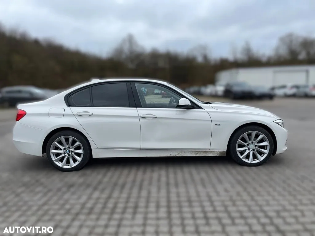 Dezmembrari / Dezmembrez BMW F30 - 5