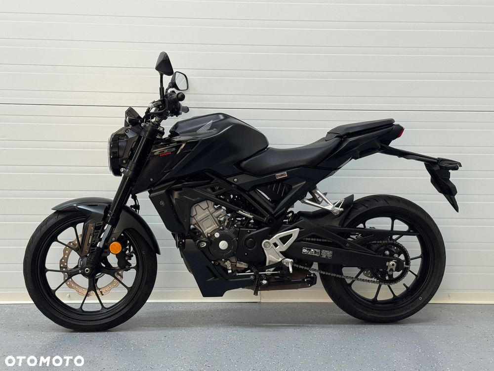 Honda CB - 16