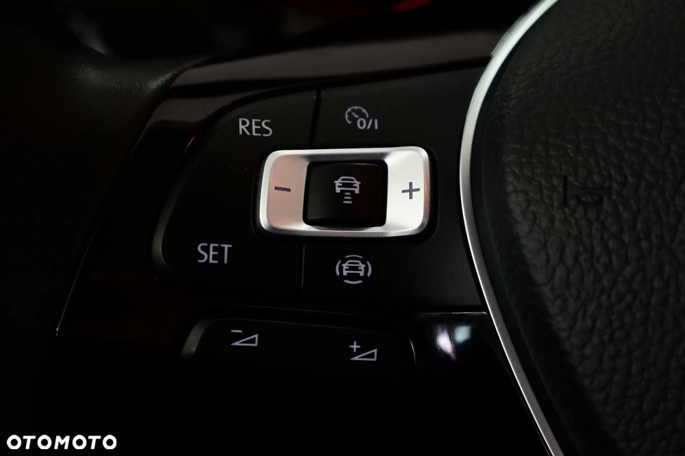 Volkswagen T-Roc 1.5 TSI OPF DSG Style - 28