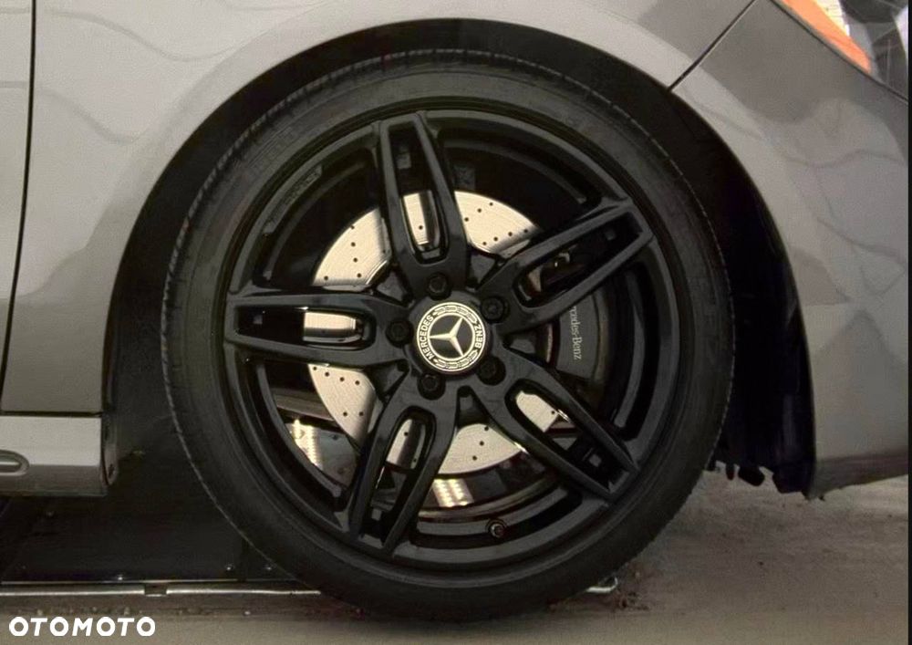 Mercedes-Benz CLA 250 4Matic 7G-DCT AMG Line - 9
