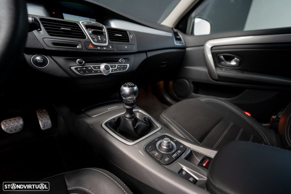 Renault Laguna Break 1.5 dCi SE Black Line - 10