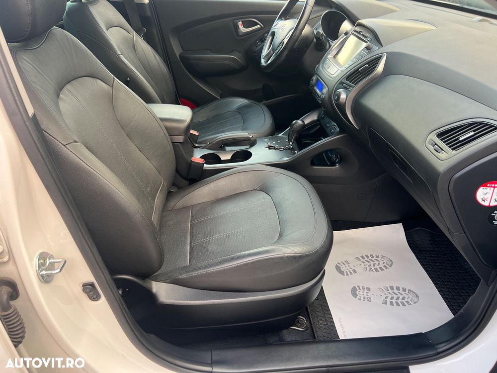 Hyundai ix35 2.0 CRDI 4WD Automatik Fifa World Cup Gold Edition - 11