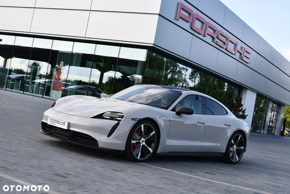 Porsche Taycan 4S Performance Plus - 2