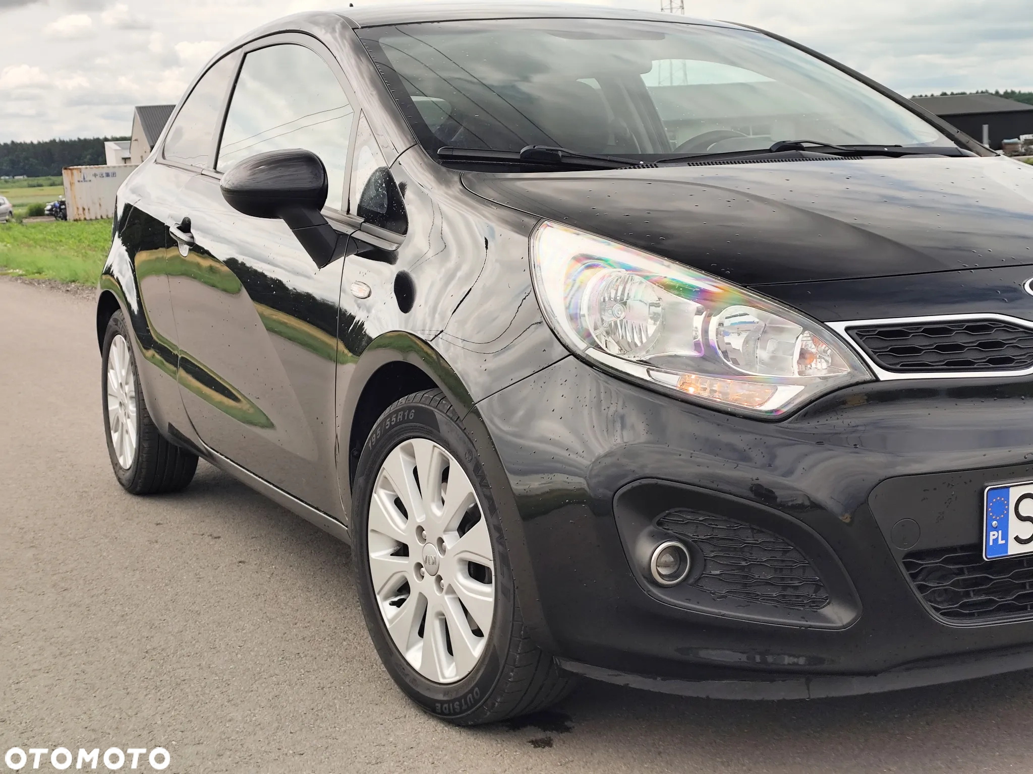 Kia Rio 1.2 Dream Team Edition - 17