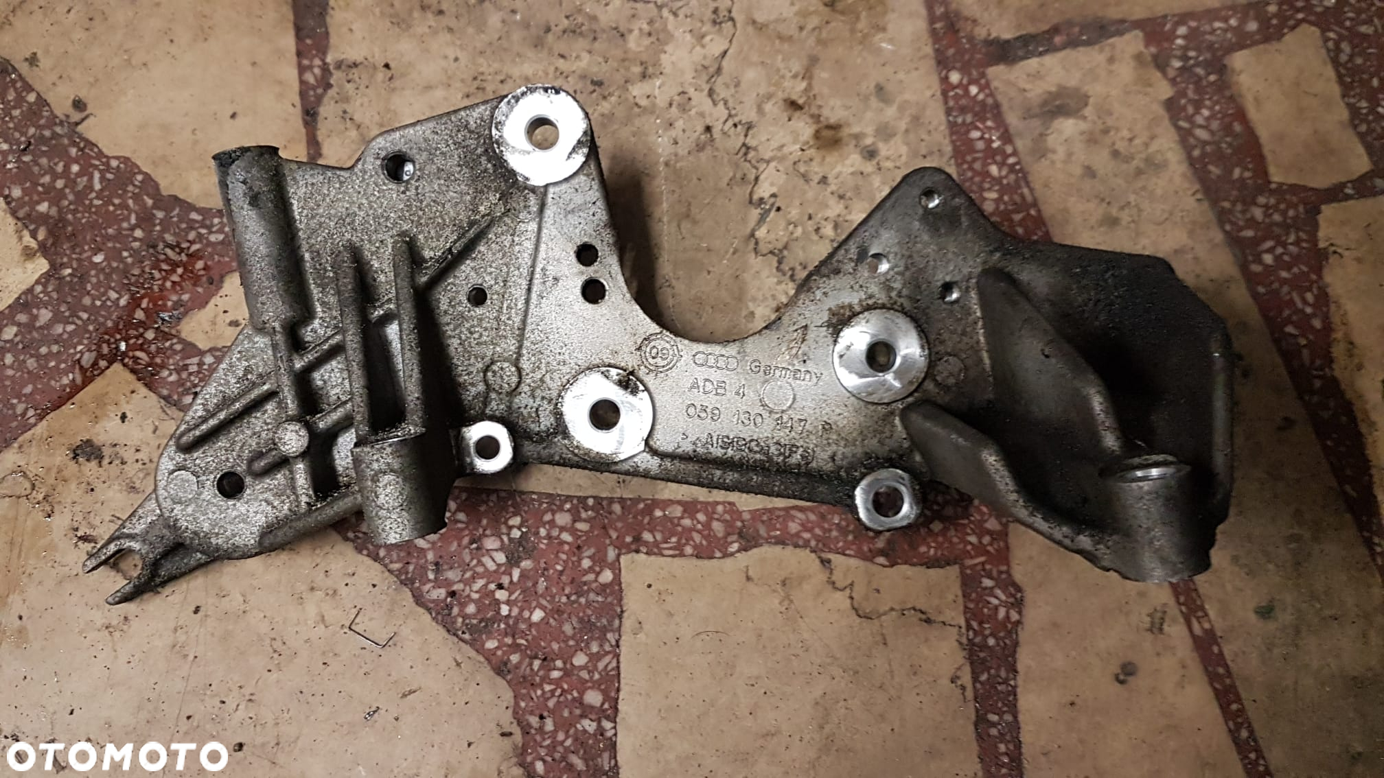 LAPA POMPY WTRYSKOWEJ AUDI VW PORSCHE 059130147P - 2