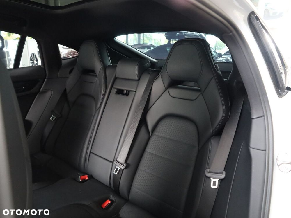 Porsche Panamera - 20