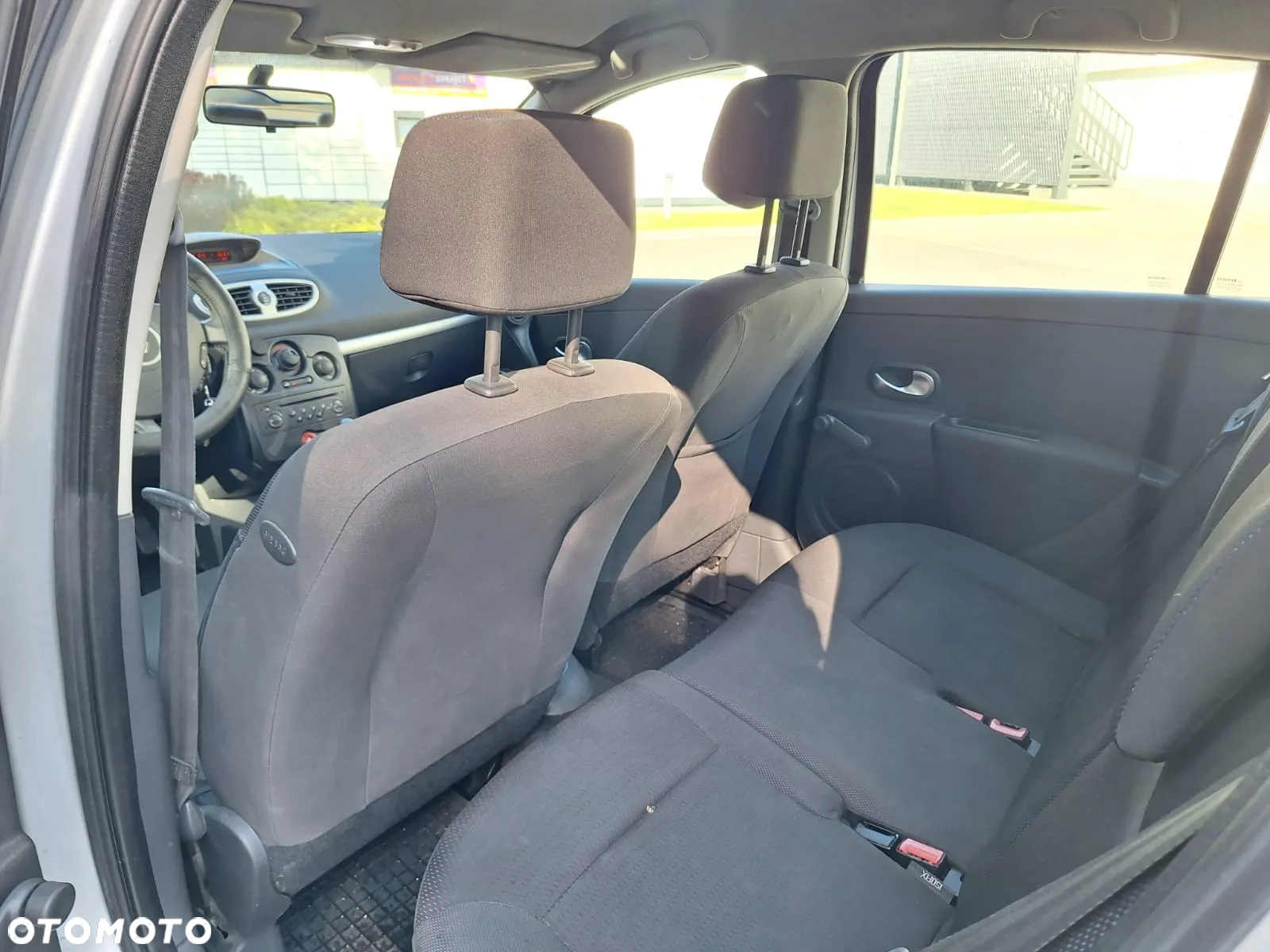 Renault Clio 1.6 16V Dynamique - 27