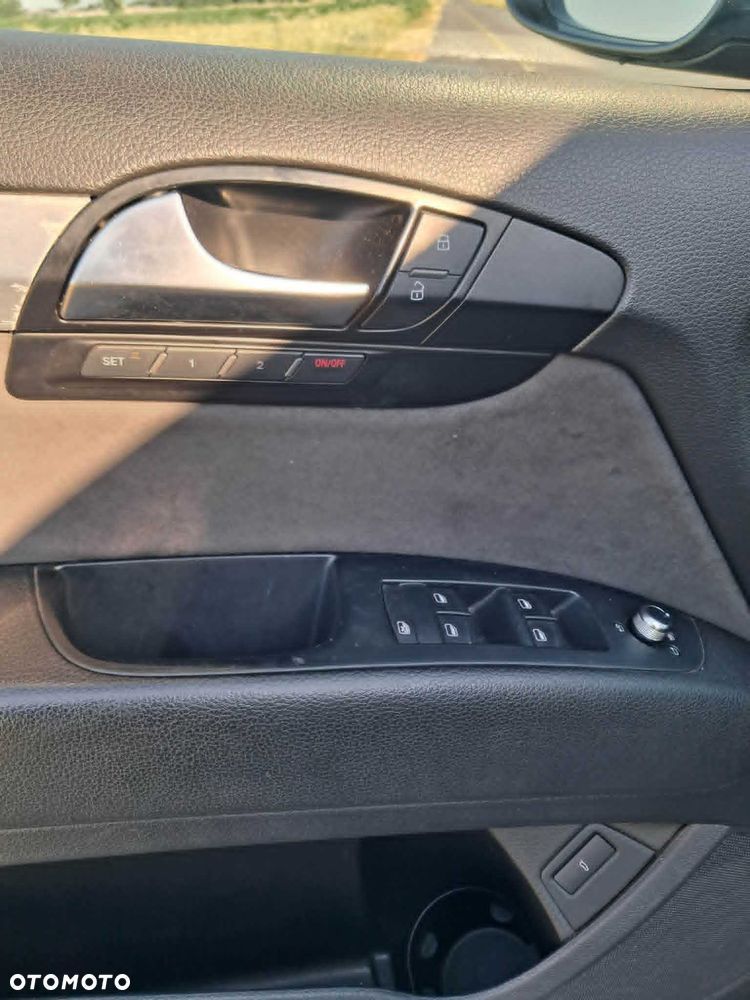 Audi Q7 - 8