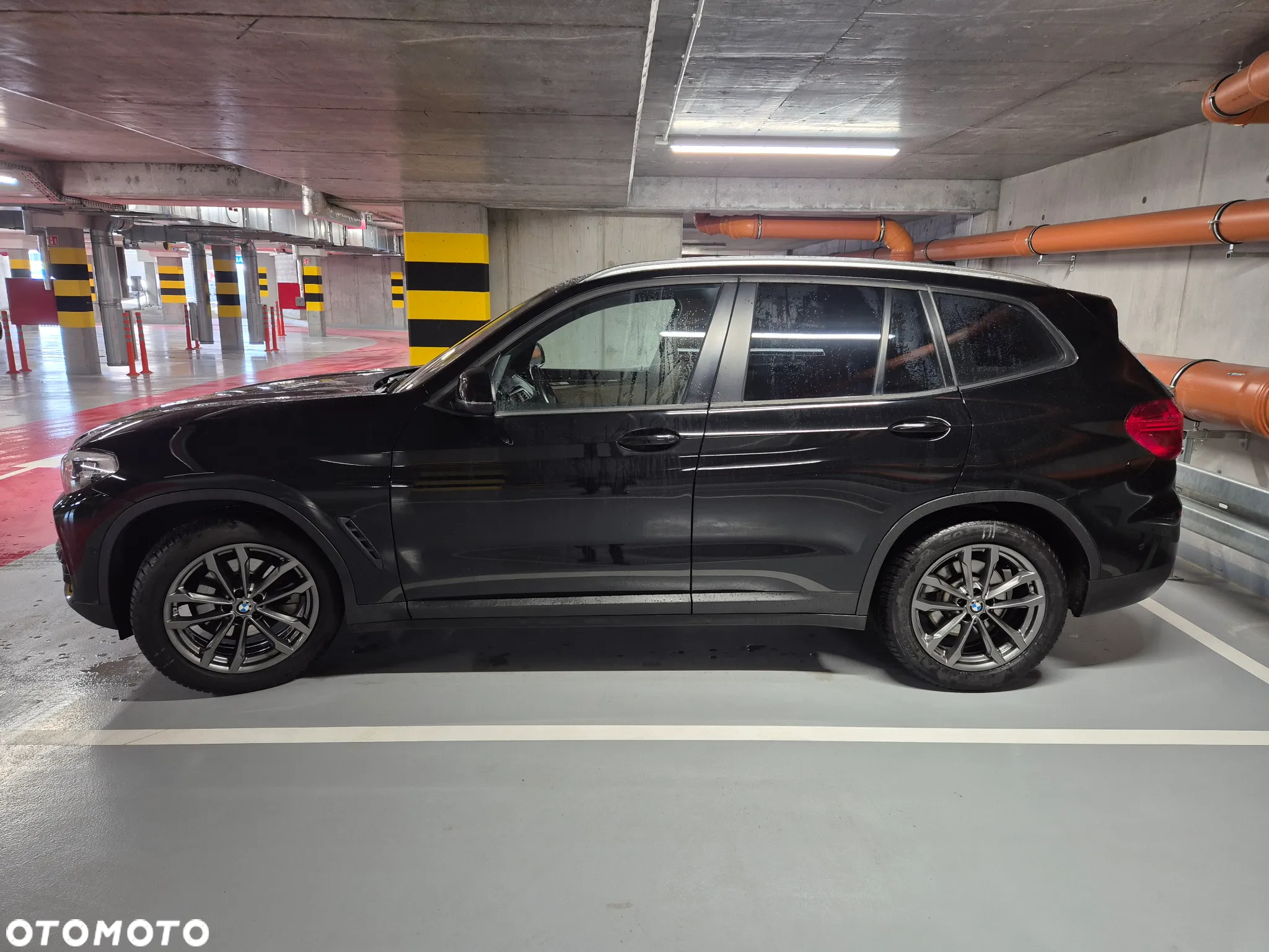 BMW X3 xDrive20d Business Edition - 3