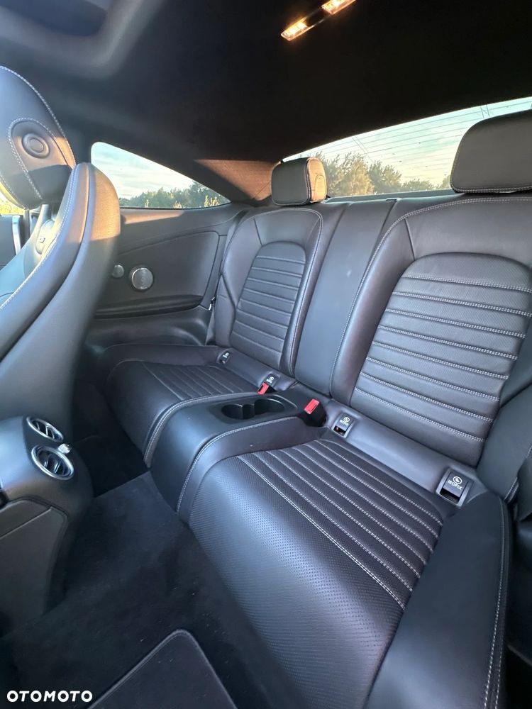 Mercedes-Benz Klasa C AMG 43 4-Matic - 13
