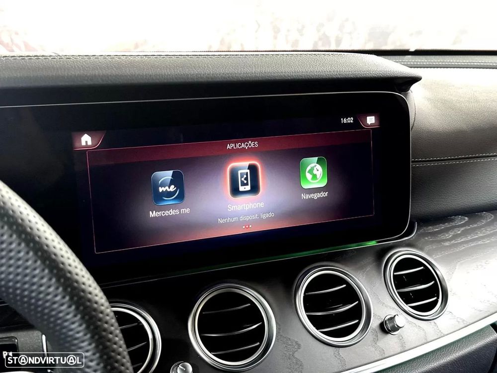 Mercedes-Benz E 300 de 4Matic 9G-TRONIC AMG Line - 31