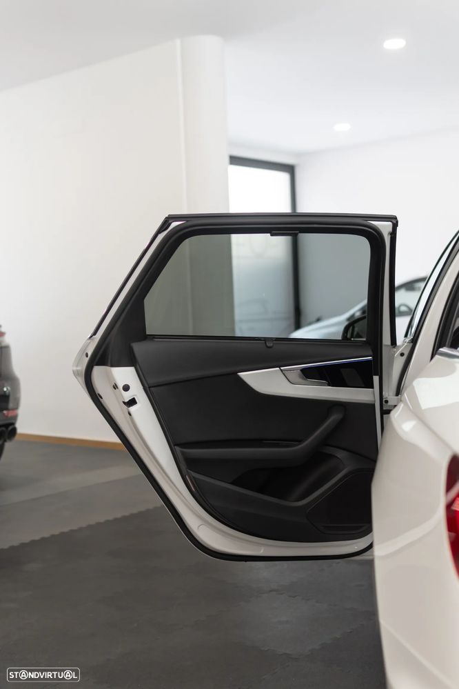 Audi A4 40 TDI quattro S line S tronic - 26