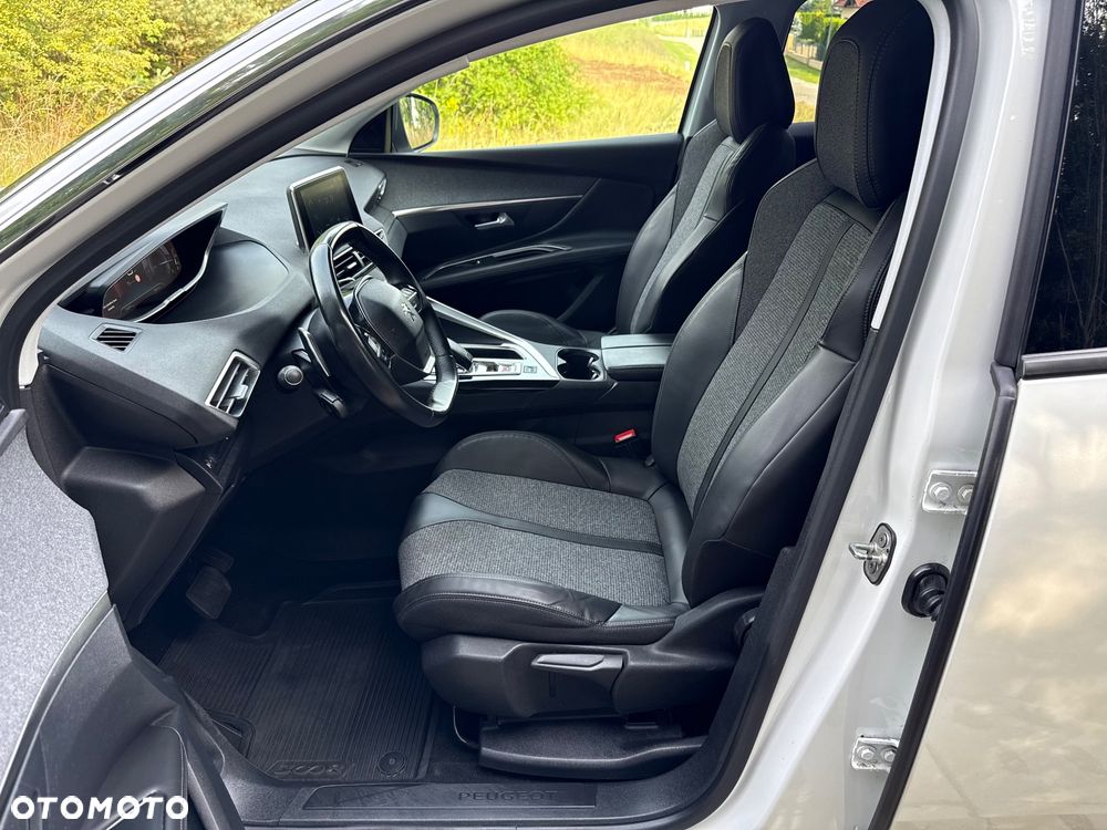 Peugeot 3008 BlueHDi 120 Stop & Start Allure - 19