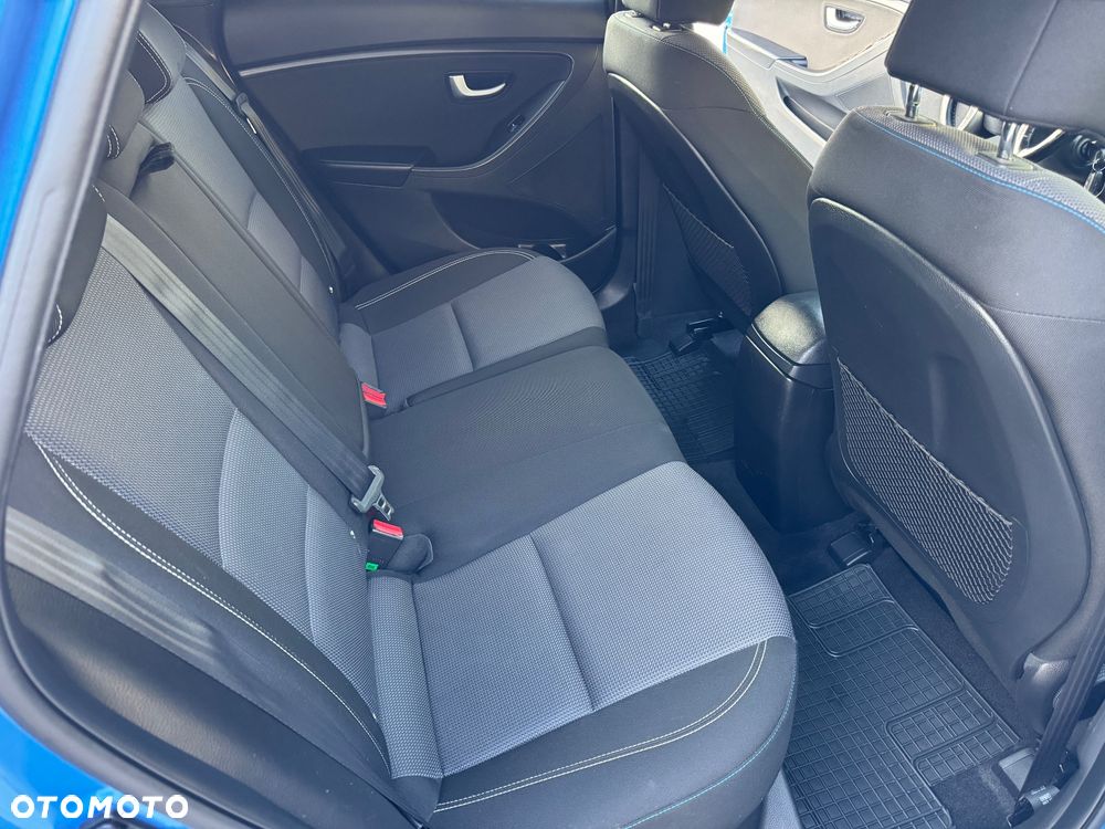 Hyundai i30 1.4 GO Plus - 27