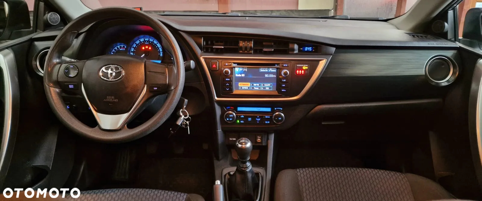Toyota Auris 1.6 Active - 21