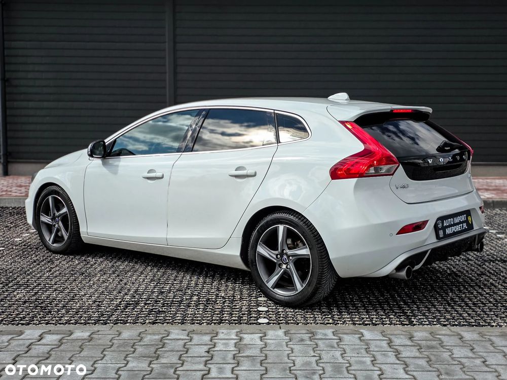 Volvo V40 D3 Geartronic R Design - 7