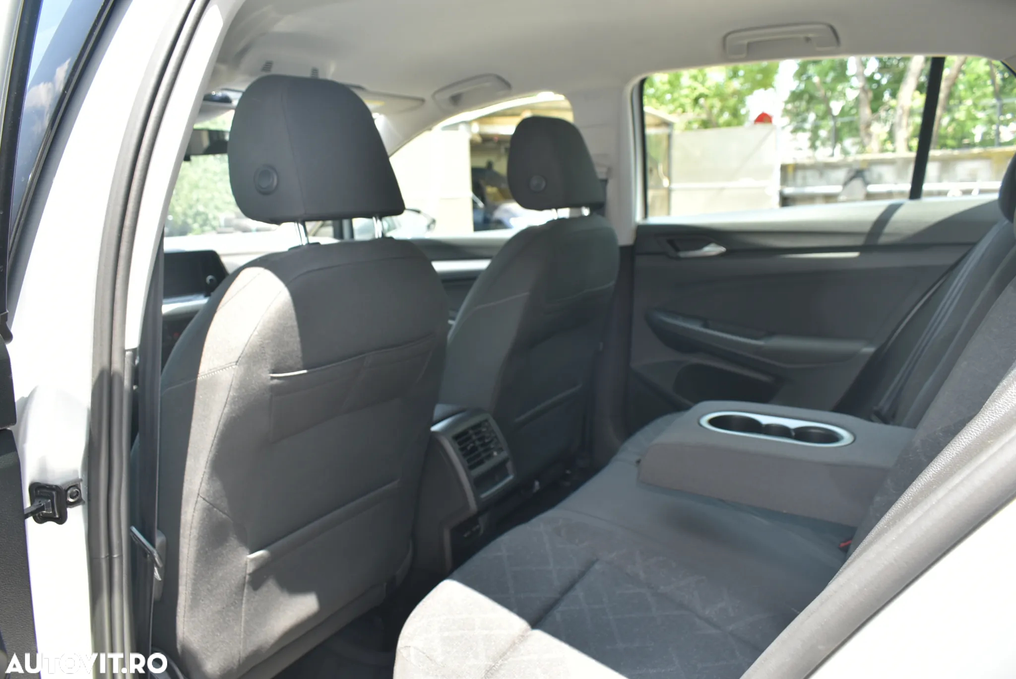 Volkswagen Golf 1.0 TSI Life - 9