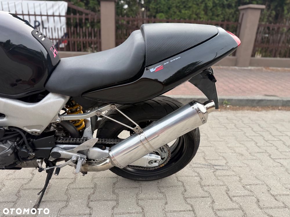 Honda VTR - 24