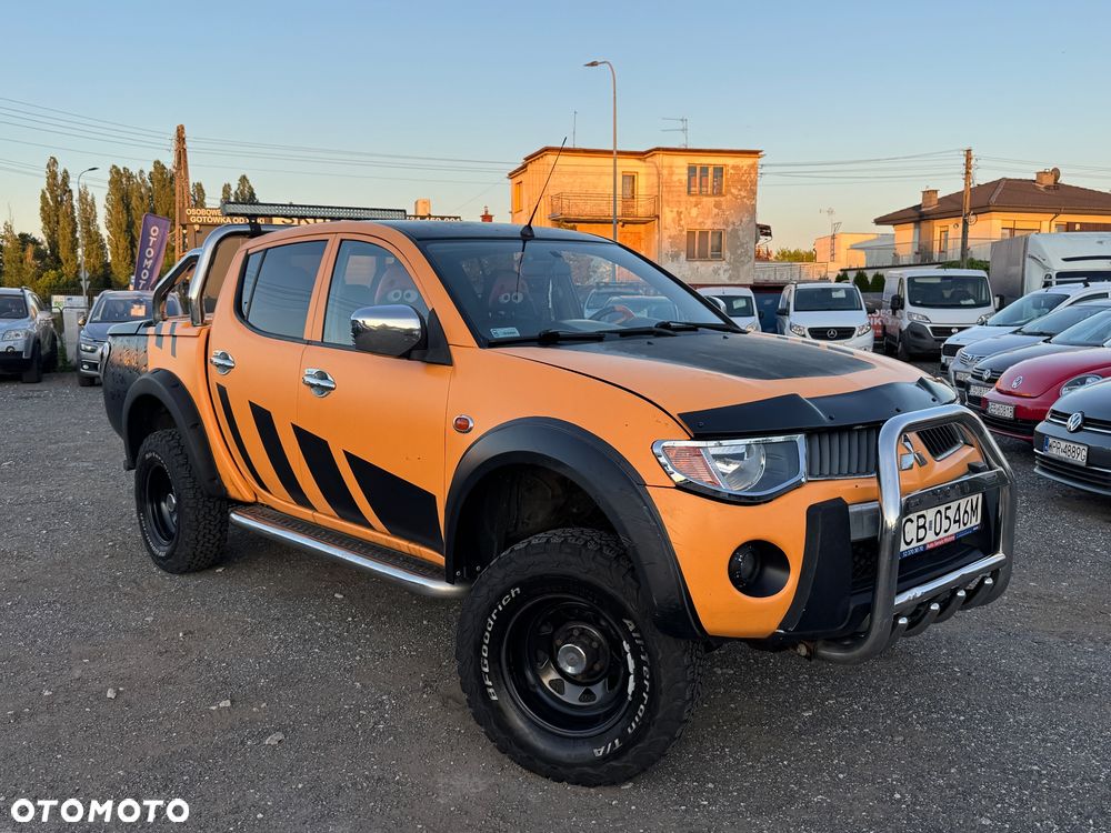 Mitsubishi L200 2.5 DID Summer Edition Sport - 3