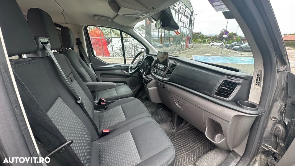 Ford Transit Custom - 8