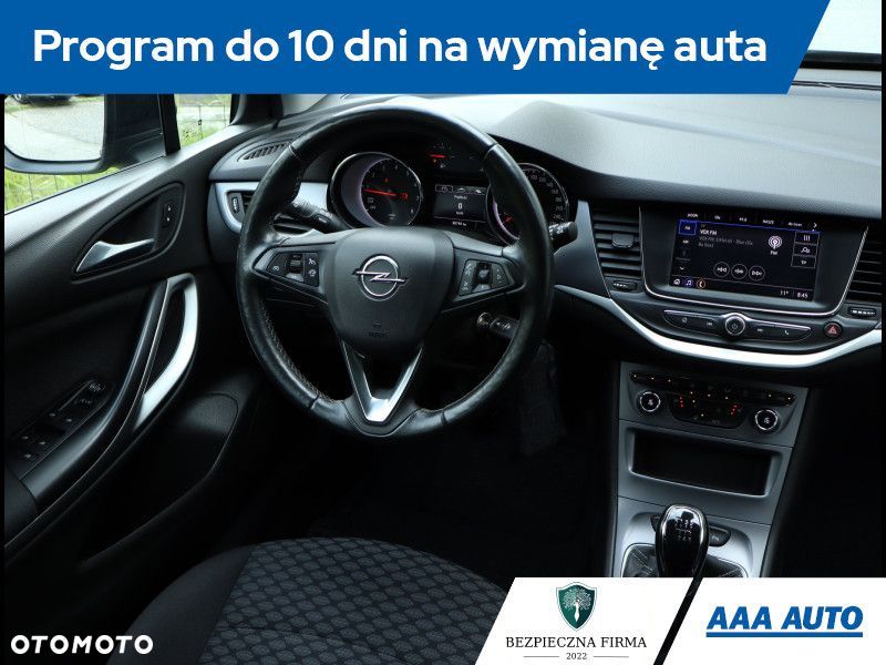 Opel Astra - 8