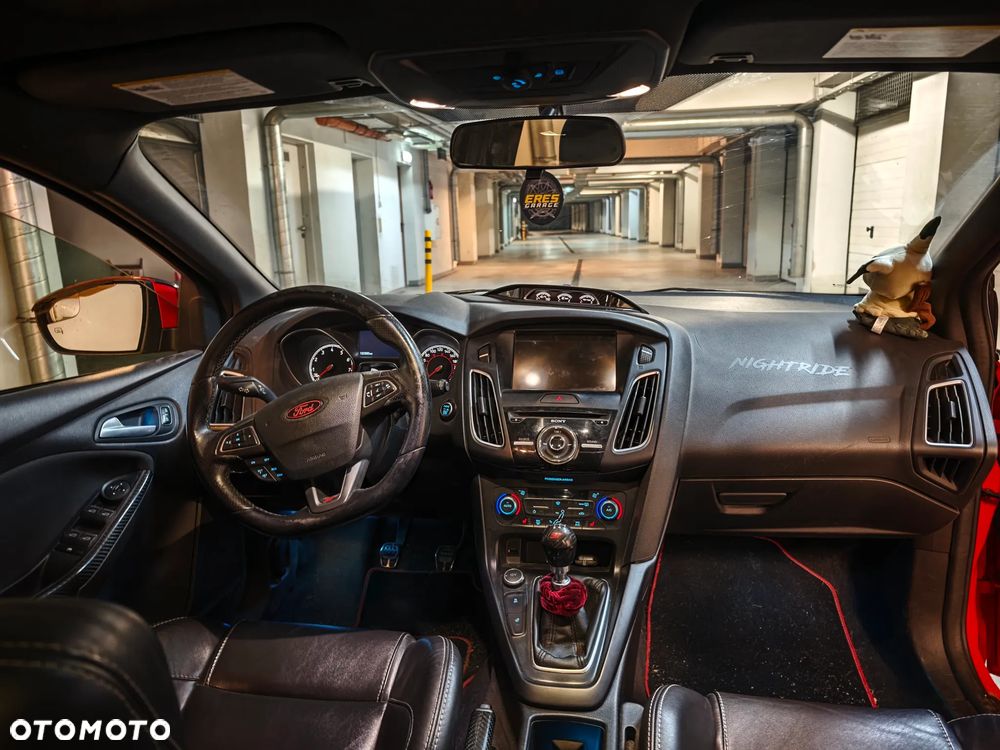 Ford Focus - 9