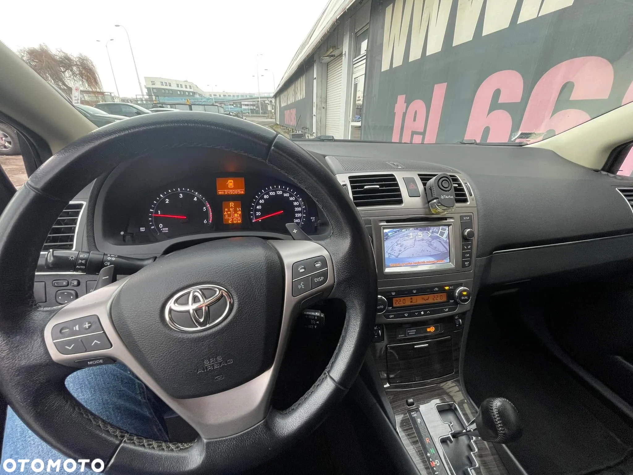 Toyota Avensis 2.2 D-4D Prestige NAVI - 3