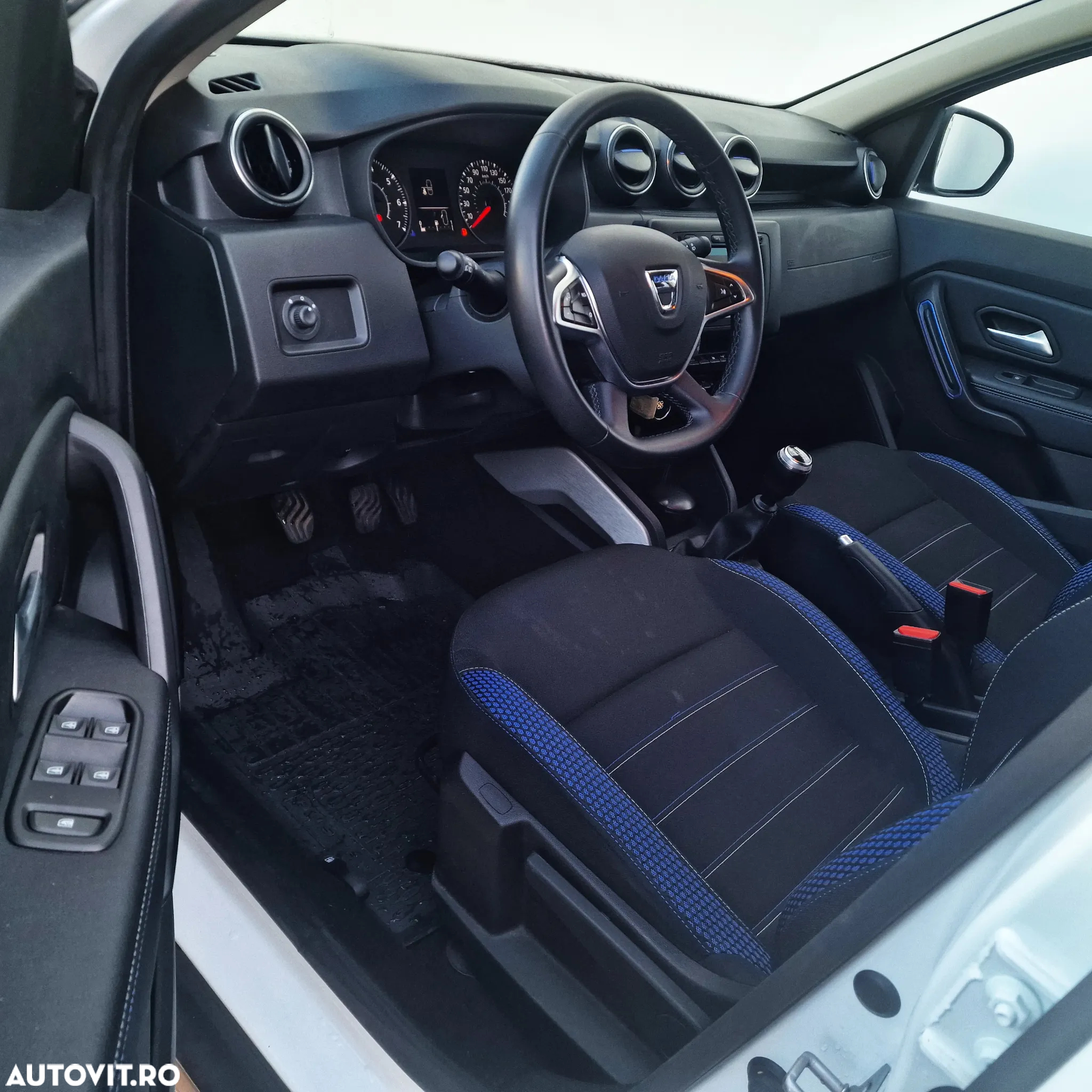 Dacia Duster 1.5 Blue dCi 4WD SL BlueLine - 9