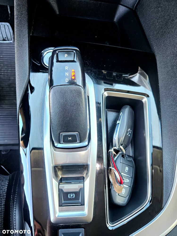 Peugeot 5008 THP 165 EAT6 Stop & Start Allure - 38