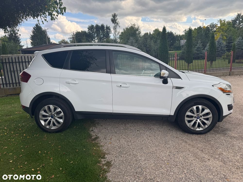 Ford Kuga 2.0 TDCi FWD Titanium - 9