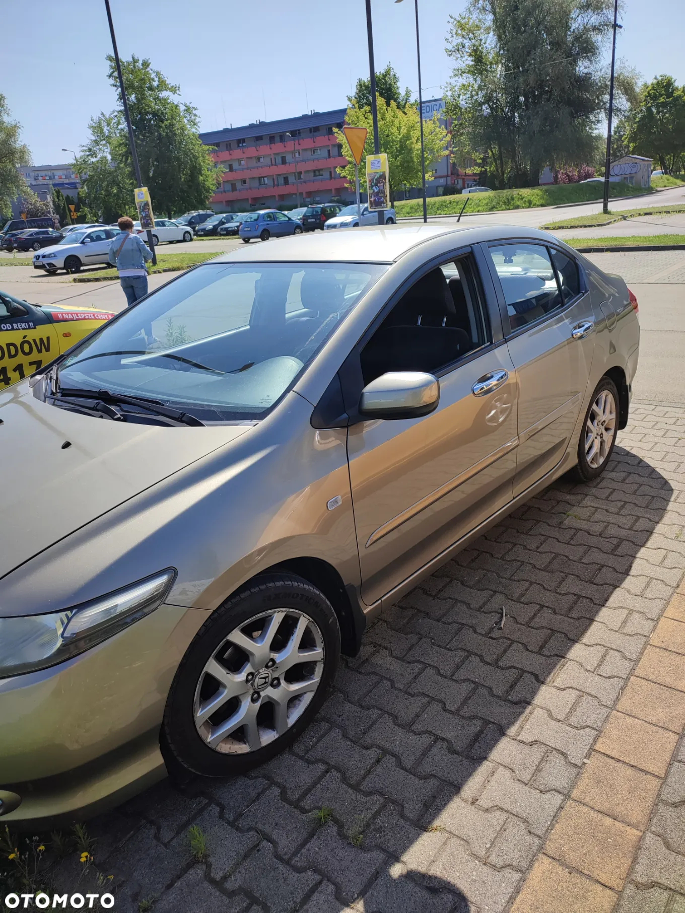 Honda City 1.4 Comfort - 8