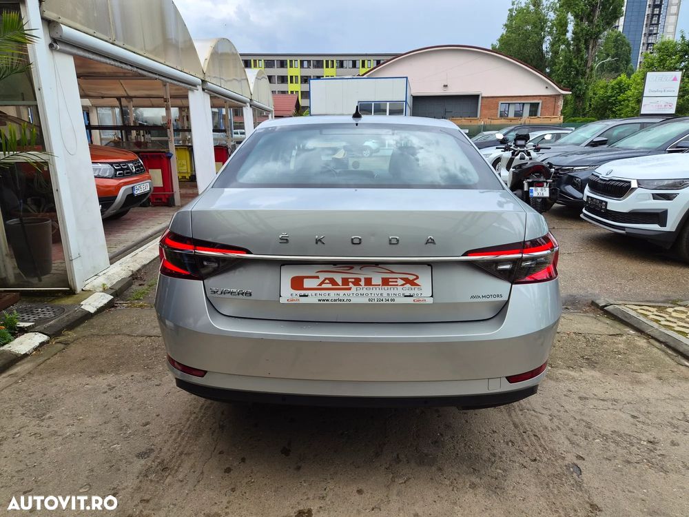 Skoda Superb 2.0 TDI DSG Ambition - 8