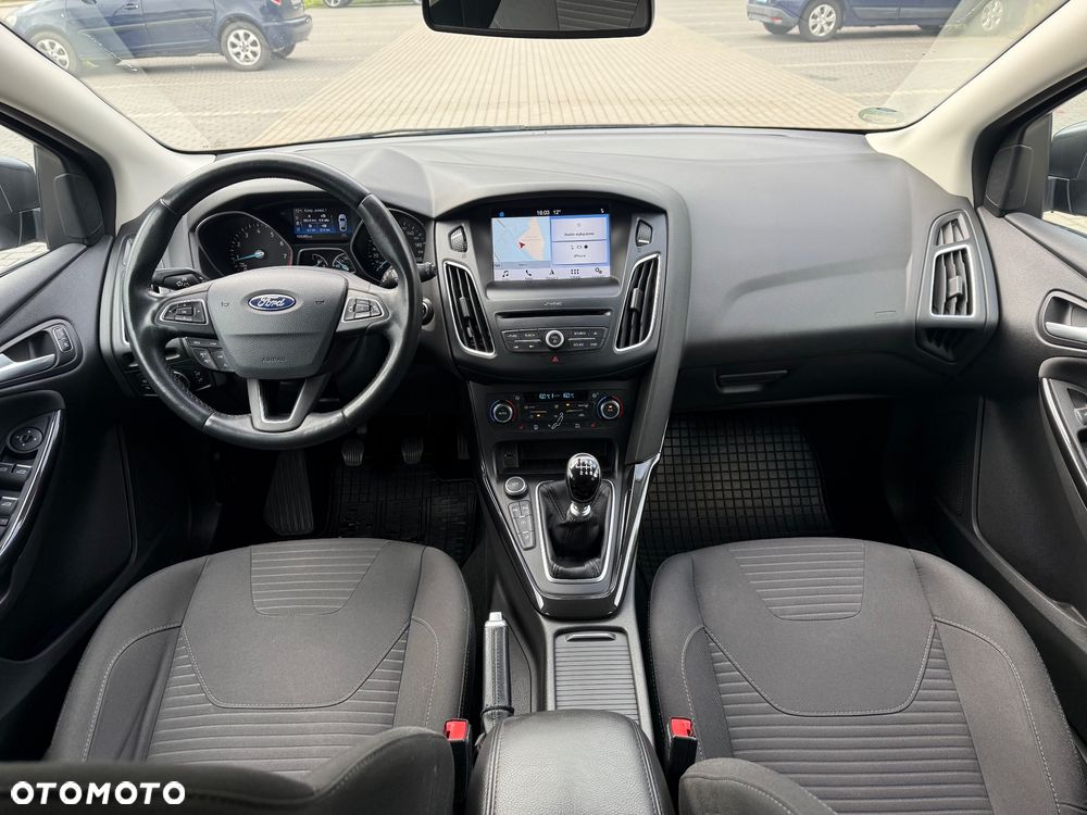 Ford Focus 1.0 EcoBoost STart-Stopp-System TITANIUM - 16