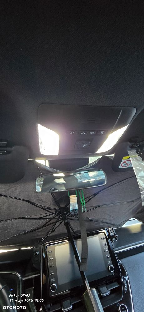 Toyota Corolla 1.8 Hybrid Comfort - 10