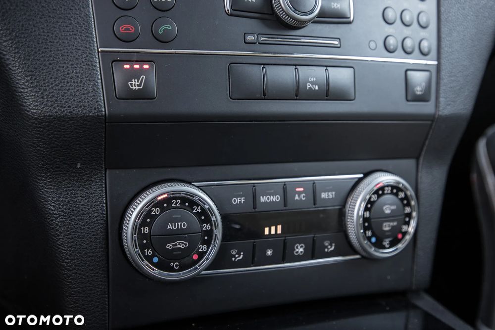Mercedes-Benz GLK 320 CDI 4-Matic - 22