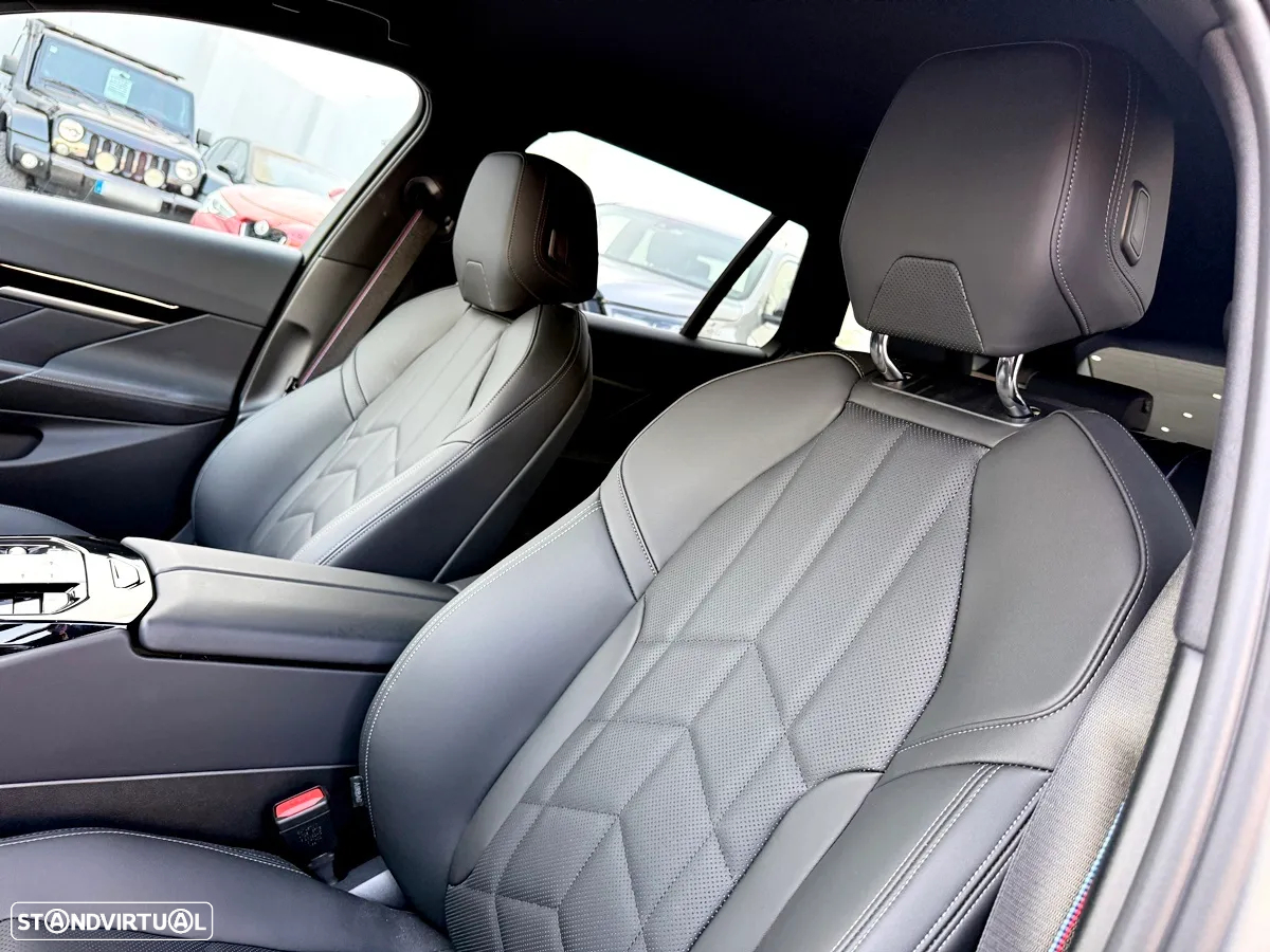 BMW 530 e Pack Desportivo M Pro - 26